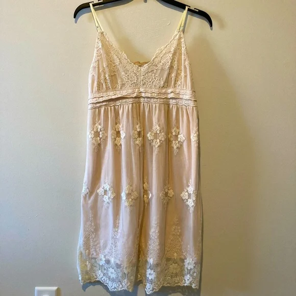 Dresses | Size 4 Cream Spaghetti Strap Dress Below The Knee Length And Lace Outer Layer | Poshmark Dresses | Size 4 Cream Spaghetti Strap Dress Below The Knee Length And Lace Outer Layer | Poshmark